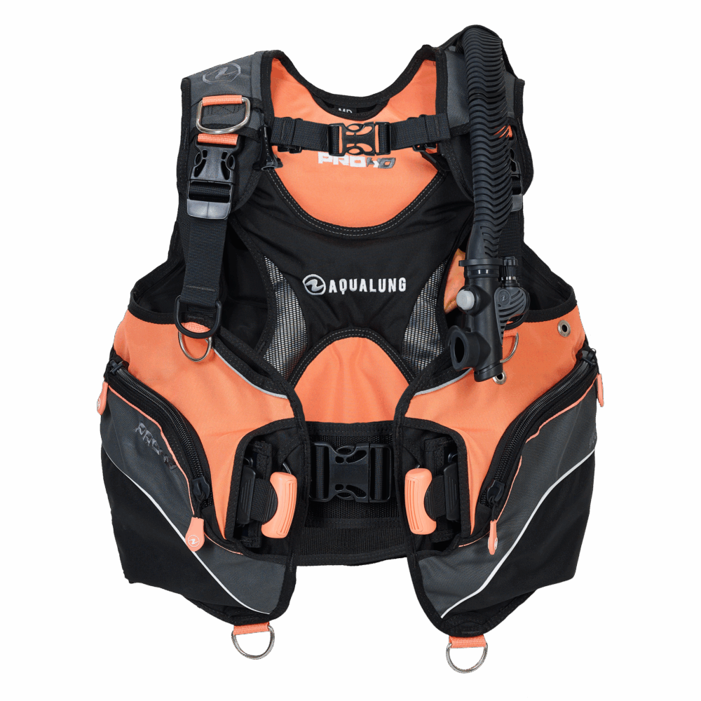 Kamizelka nurkowa Aqualung Pro HD Jacket w kolorze czarno-szarym, pokazana z wyściełanymi naramiennikami, systemem SureLock II i licznymi punktami mocowania akcesoriów, idealna do nurkowań rekreacyjnych i technicznych.