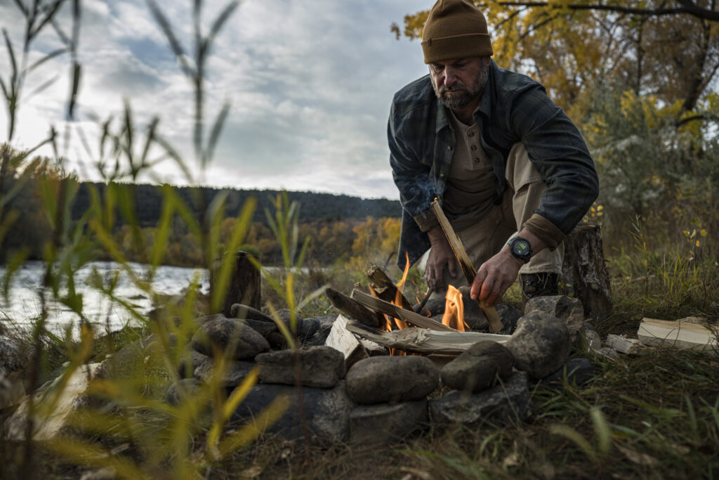Smartwatch GARMIN Instinct 3 AMOLED 45mm Czarny – wytrzymały zegarek GPS z kolorowym wyświetlaczem i funkcjami outdoorowymi.