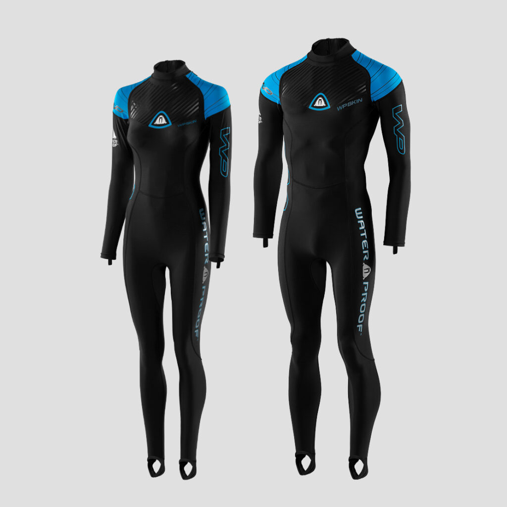 Cienki kombinezon nurkowy Waterproof WP Skin – czarny, dopasowany, widok z przodu 