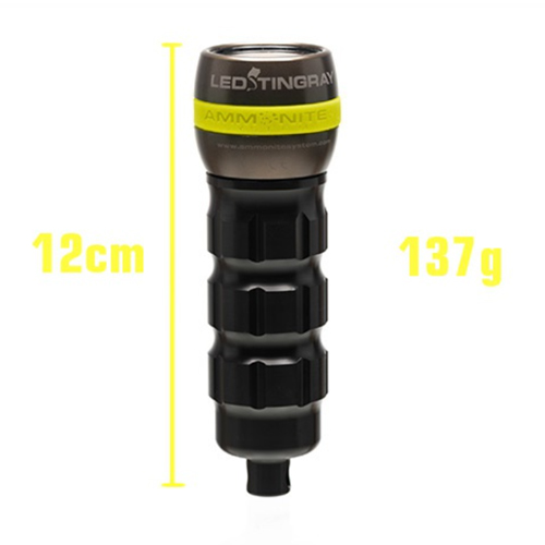 Latarka nurkowa Ammonite System Stingray Mark II w zestawie rozszerzonym z dwoma akumulatorami, etui i akcesoriami – kompaktowe i mocne źródło światła podwodnego.