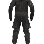 Ursuit Cordura BZ – wytrzymały kombinezon suchy do nurkowań technicznych i wrakowych, wykonany z trójwarstwowej tkaniny Cordura z wzmocnieniami na łokciach, kolanach i kroku.