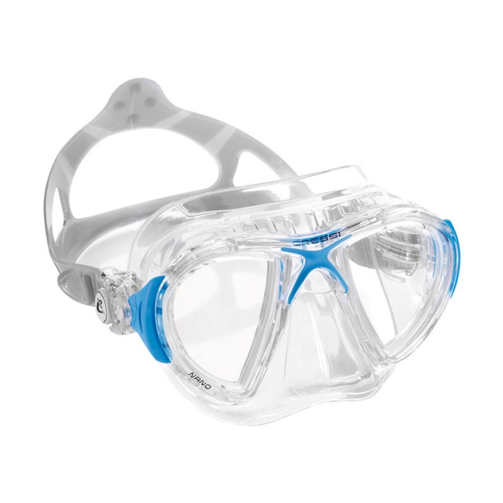 Maska nurkowa Cressi Nano Crystal w kolorze czarnym – niska objętość, silikon Crystal, kątowe szkła, hydrodynamiczny kształt.