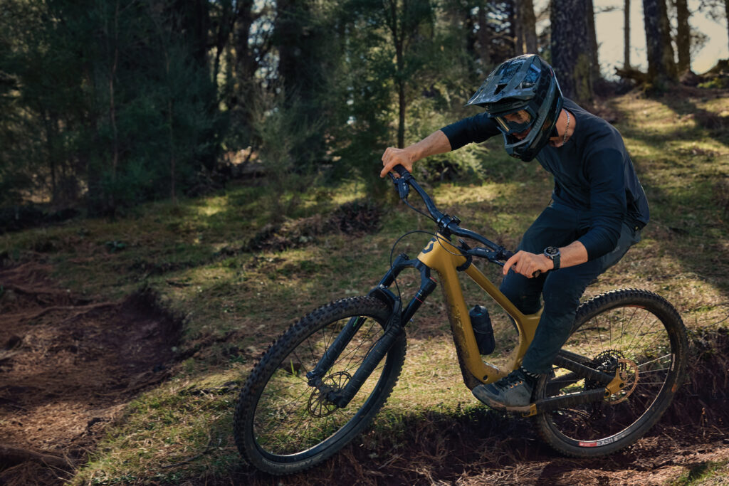 Garmin Fenix 8 Pro 47 mm Titanium Graphite Black smartwatch multisport GPS AMOLED