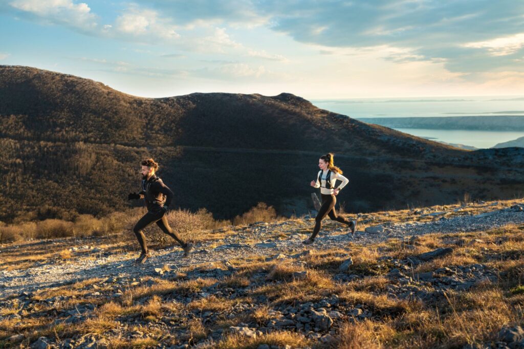 Garmin dla nurków i multisportowców: Descent Mk3i czy Fenix 8? 20 Garmin Fenix 8 używany podczas biegania, tryb multisport