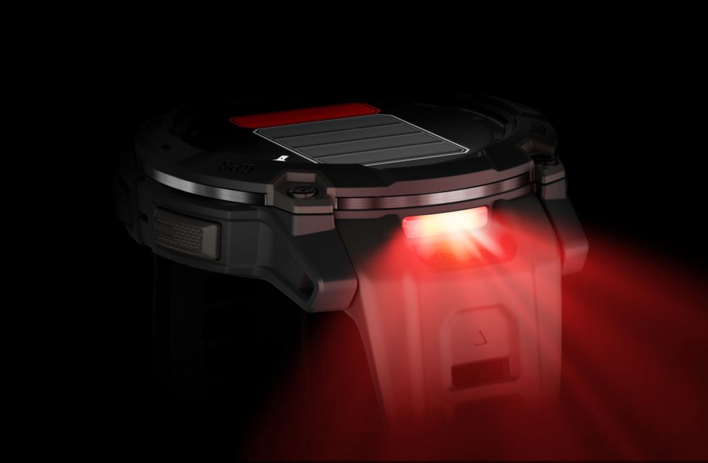 instinct3 50mm HR dynamic red light AMOLED black
